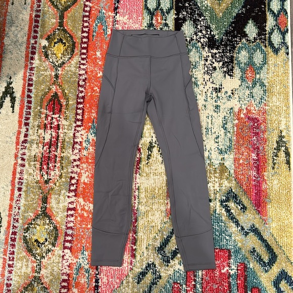 Lululemon In Movement 7/8 Tight *Everlux 25"
Titanium - Picture 5 of 7